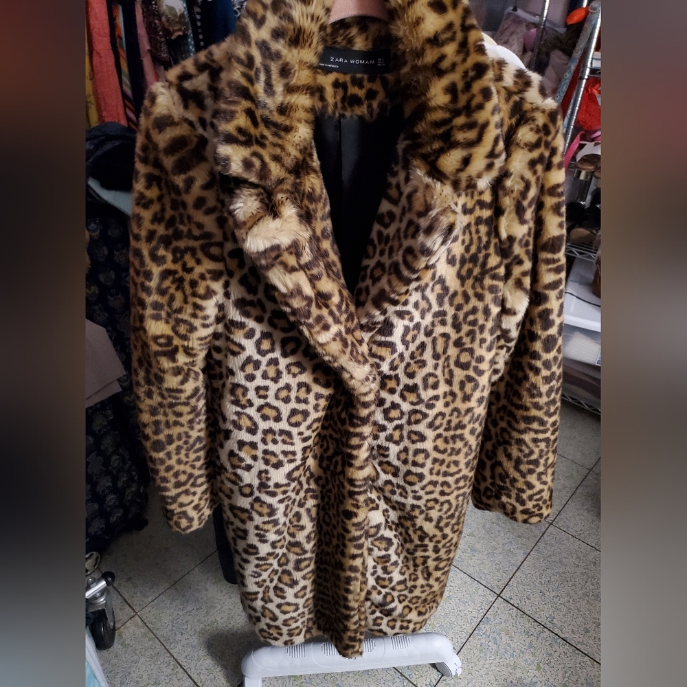 Zara Leopard faux fur coat